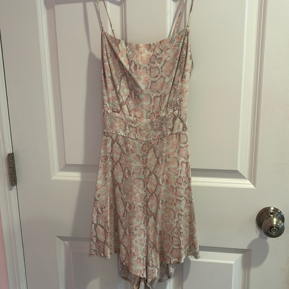 Backless romper
